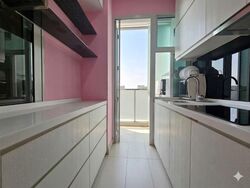 West Coast Drive (D5), Terrace #542945681